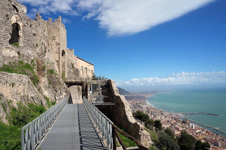 Private direct transfer from Naples to Salerno with local driver