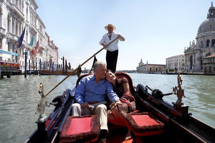 Venice Private Gondola Ride: Explore Hidden Canals and Sights