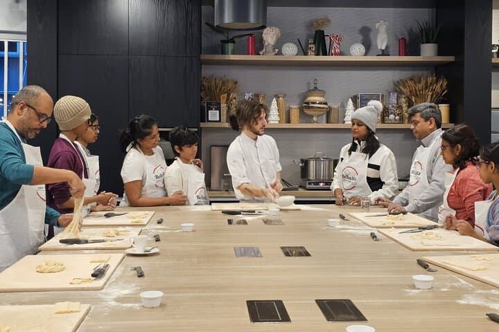 Rome: Pasta Fettuccine Ravioli and Tiramisu Cooking Class