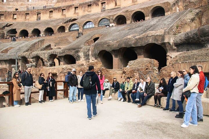 Rome: Colosseum Arena Floor, Roman Forum and Palatine Hill Tour