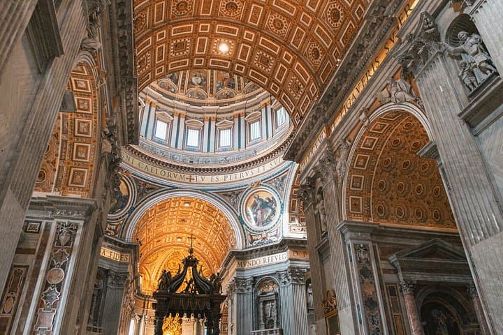 St. Peter's Basilica Reserved Entry with Audioguide