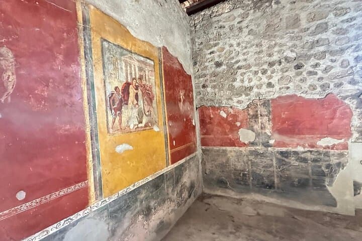Small Group Pompeii tour from Amalfi coast