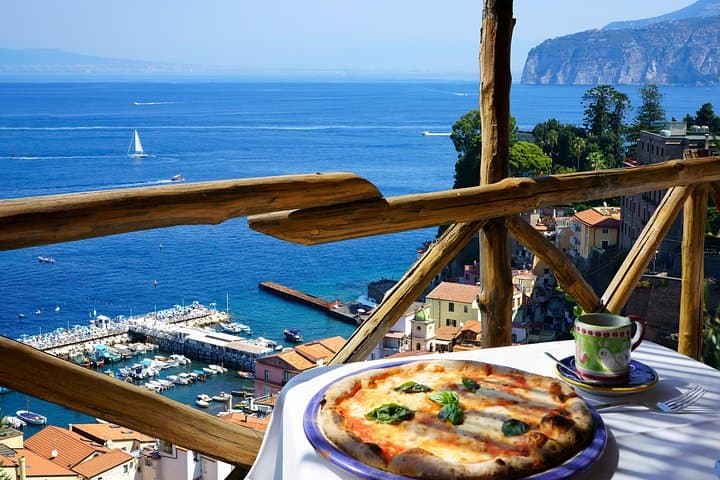Private Transfer from Amalfi to Sorrento: Door-to-Door, English-speaking driver