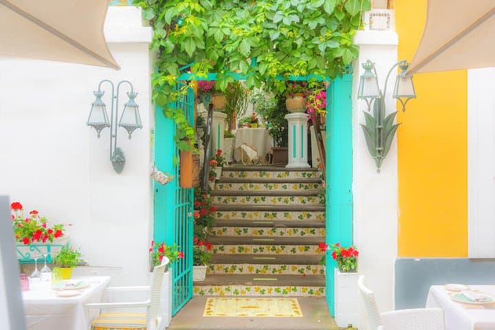 Private Transfer from Amalfi to Sorrento: Door-to-Door, English-speaking driver