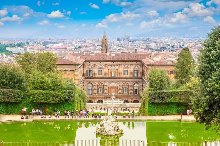 Florence: Palazzo Pitti & Boboli Gardens Private Guided Tour