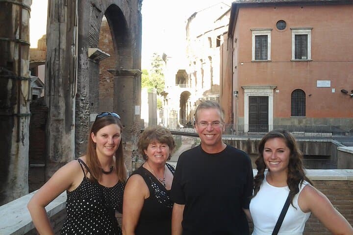 Rome Street Food Tour and Jewish Ghetto Area Guided Sightseeing