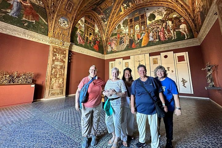 Skip-the-line Vatican and Sistine Chapel Private Guided Tour