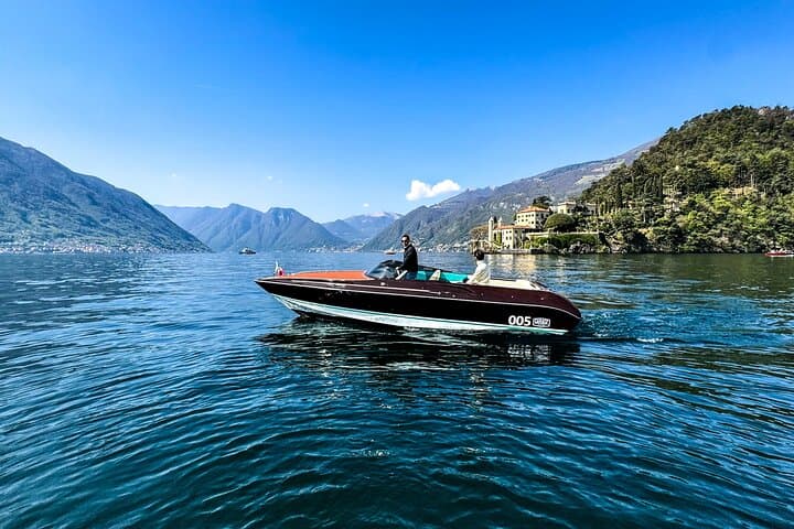 1H - 4H Private Boat Tour on Lake Como 6 pax