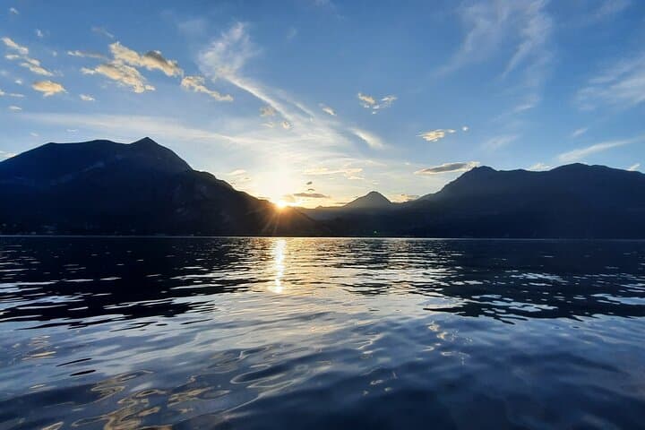 3 to 4h Private Lake Como Speedboat Tour with Prosecco & Swimming