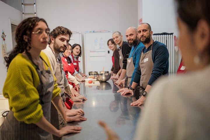 International aperitif + cooking class in Italian
