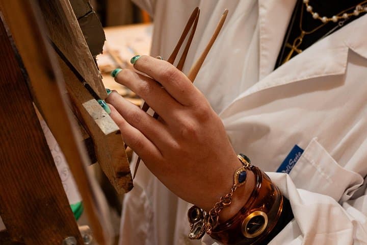 Model Ceramics in the Laboratory of a Masseria with aperitif