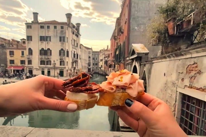 Venice 10 bites : Cicchetti Trial with Wine