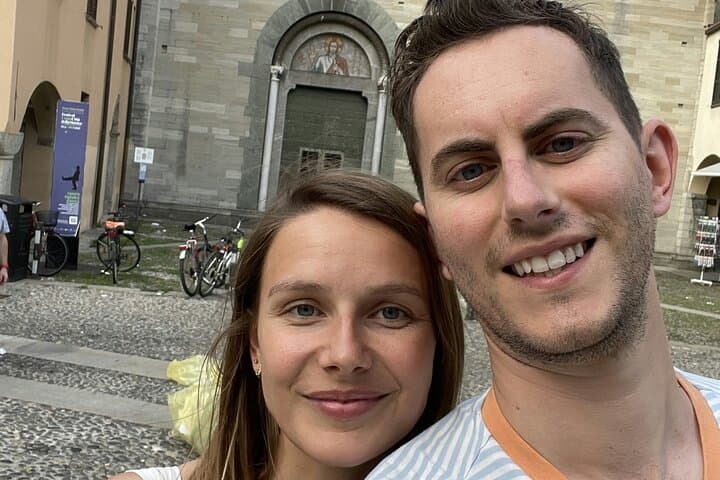 Como Murder Mystery: Self-Guided Detective Walk