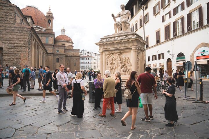 Florence by Foot : Discover the Heart of the Renaissance
