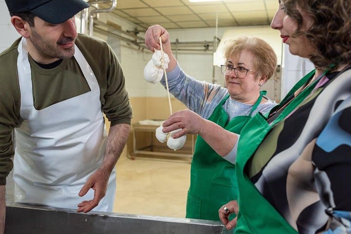 Naples: Authentic Mozzarella Making & Tasting with a Local Family