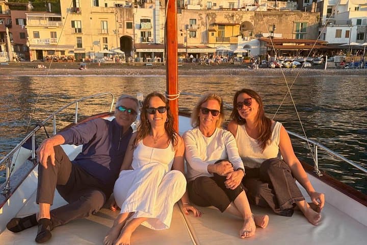 Sorrento Sunset Experience With Prosecco, Limoncello and Snacks