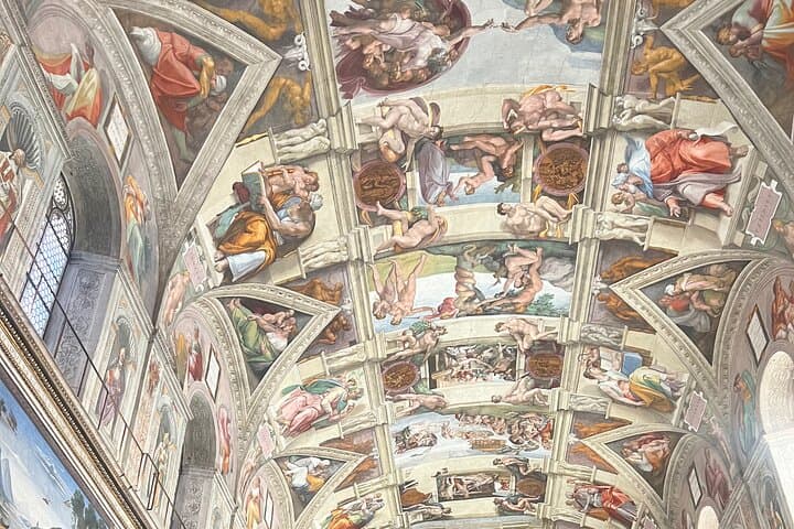 Evening Tour in Vatican Museum & Sistine Chapel