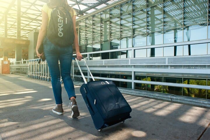 Milan Private Transfer (Malpensa &Linate Airports Train Station, Bellagio, Como)