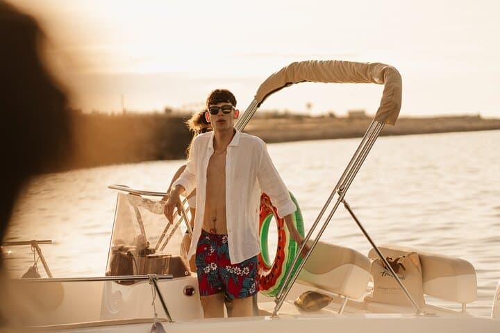 Private Boat Tour with Tasting between Monopoli and Polignano