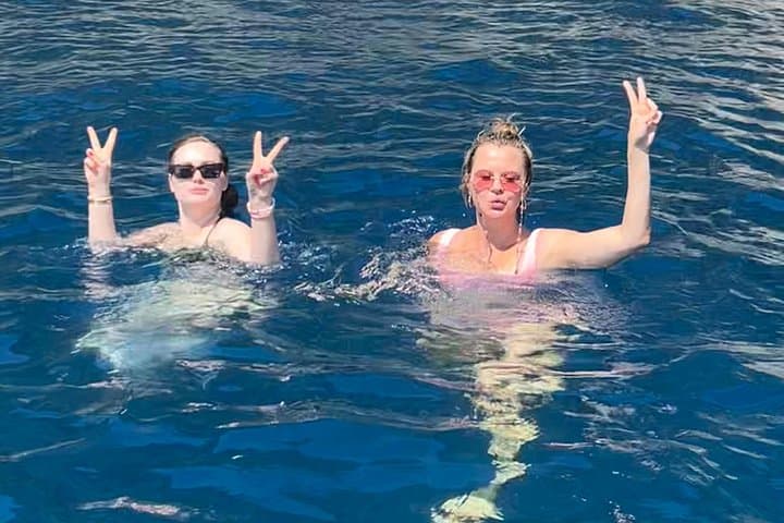 Cinque Terre Boat Tour with 30 Minute Marine Reserve Stop