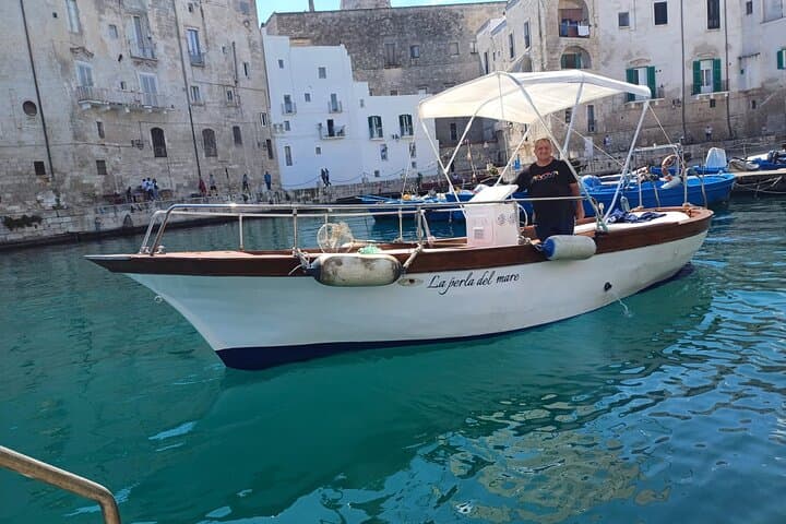 Gozzo Boat Tour in Monopoli