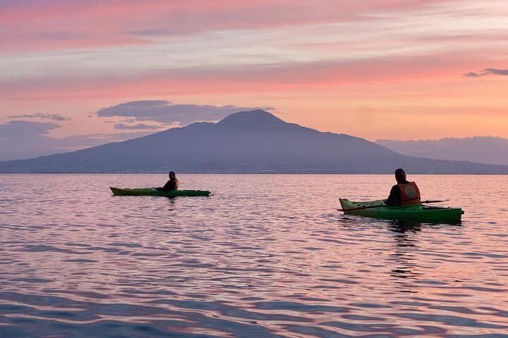 Kayaking in Sorrento private daily Kayak Tour