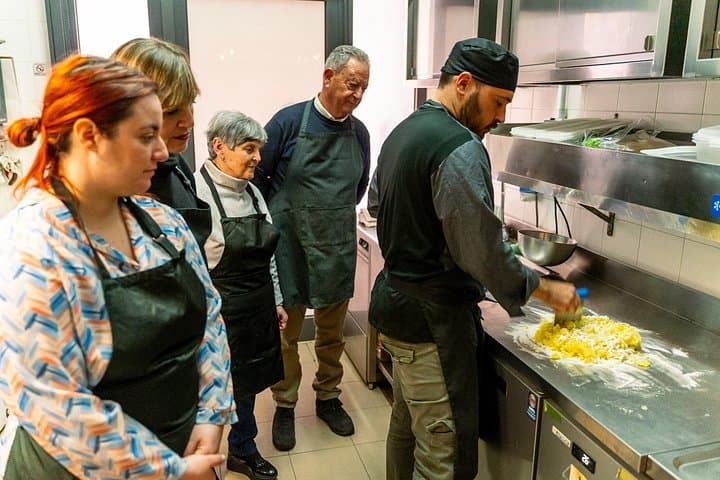 Cooking Class and Market Tour in Civitavecchia