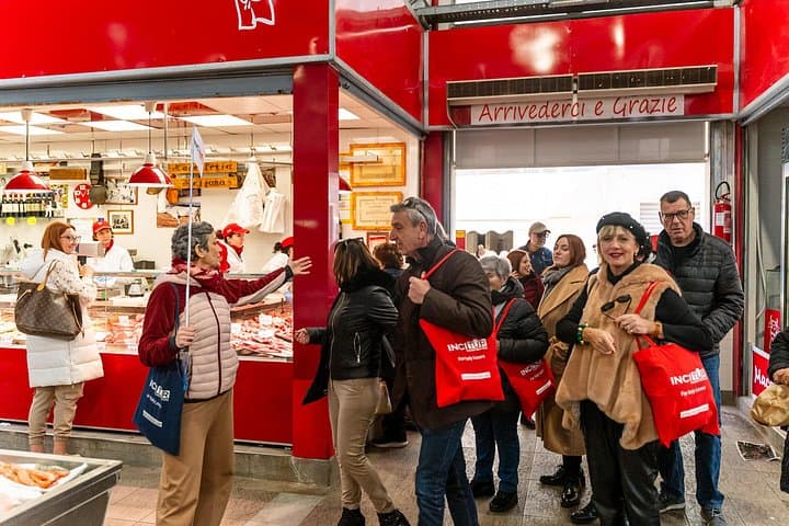 Cooking Class and Market Tour in Civitavecchia