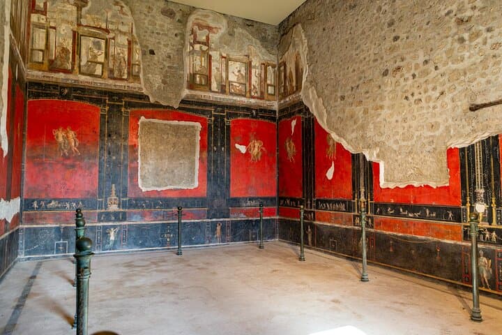 Naples: Pompeii & Herculaneum Day Trip – Small Group Tour