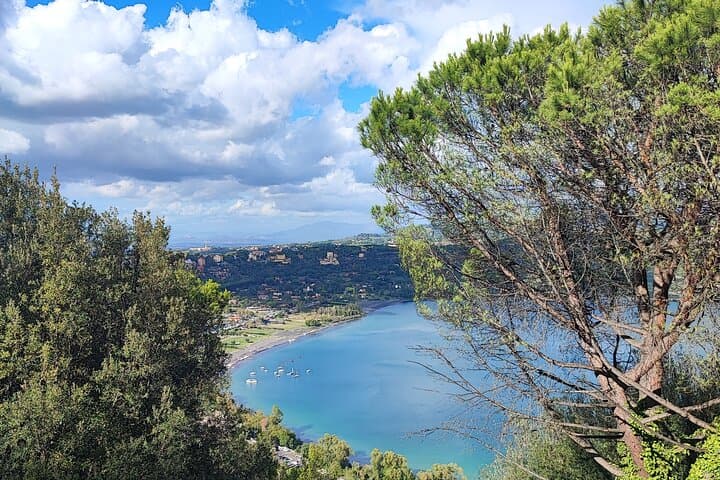 Castel Gandolfo: Pope Summer Residence And Gardens Tour from Rome