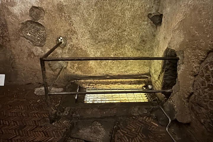 Rome Gladiator school Underground San Clemente Basilica and Moses of Michelangelo private Tour