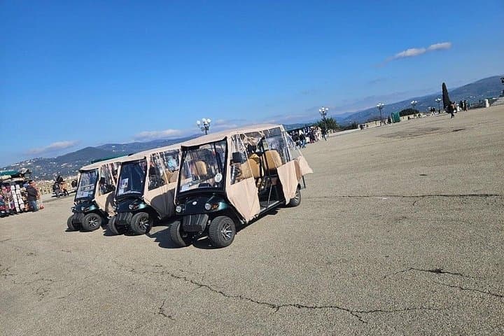 Private Florence Golf Cart Tour with Audio Guide