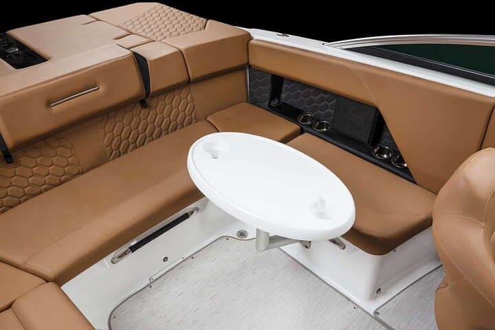 2 Hours with Speedboat Limousine Bowrider on Lake Como