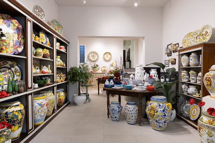 The Florence Pottery Experience: Factory Tour & Masterclass