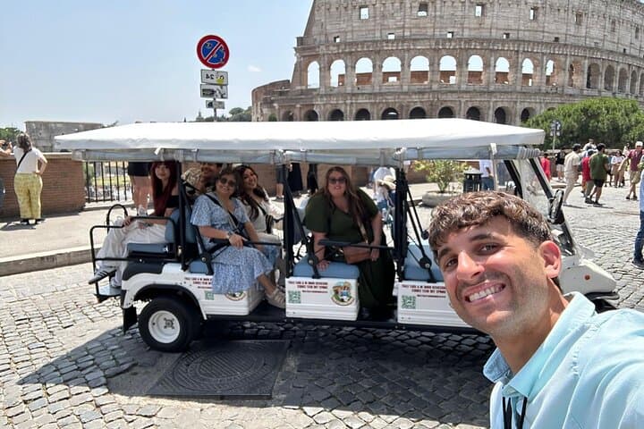 Rome: Private/Group 4 Hours Golf Cart SightseeingTour