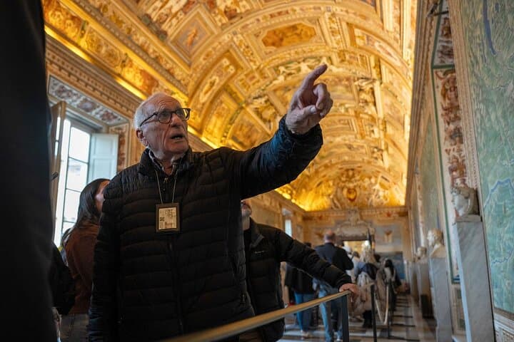 Rome: Vatican Museums & Sistine Chapel Tour & Priority Entry