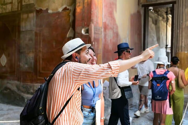 Pompeii: Fast train from Rome and guided tour of the buried city