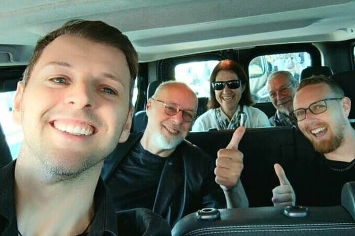 From Rome Hotel to Fiumicino Airport (FCO) 3-8 People