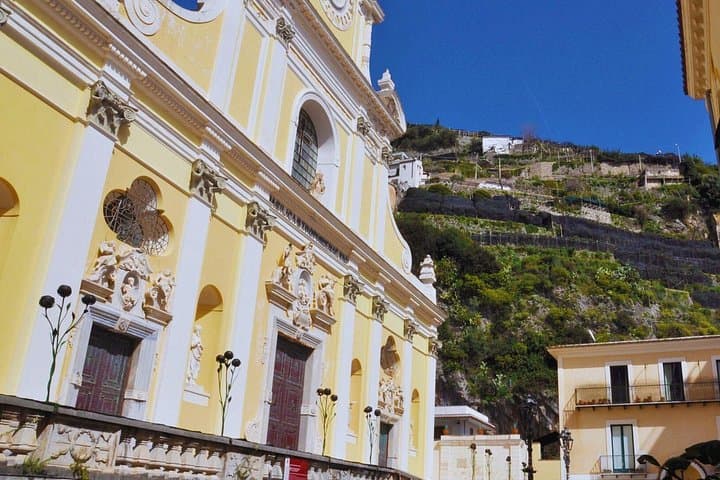 This ancient mule track between sky and sea on the Amalfi Coast is pure magic.