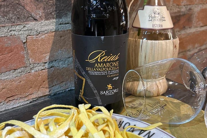 Experience Pasta e Vino Navigli Cooking Class