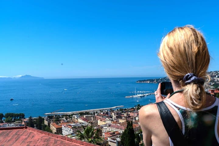 Naples Panoramic Walking Tour: From the Hills to the Center