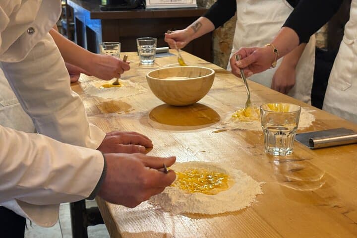 Authentic Pasta Making Class in Florence with a Local Chef