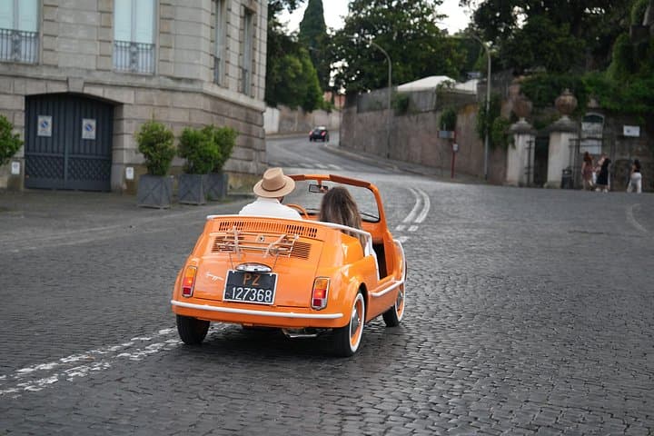 Cabriolet Vintage Fiat 500 City tour with Photoshoot