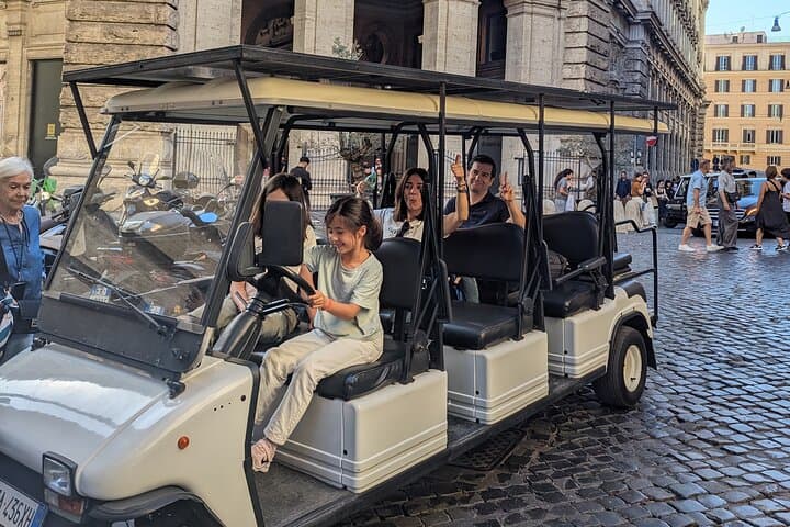 Rome Highlights by private Golf Cart: The best City Tour