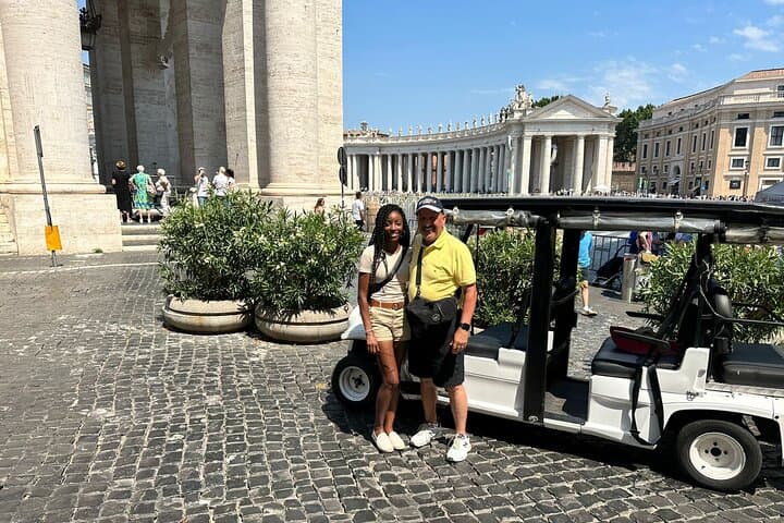 Rome Highlights by private Golf Cart: The best City Tour
