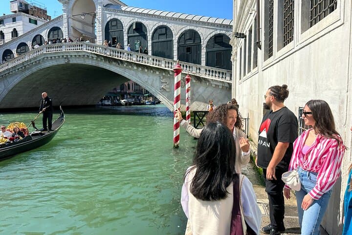 Guided Tour of Venice: Explore the Iconic City Highlights