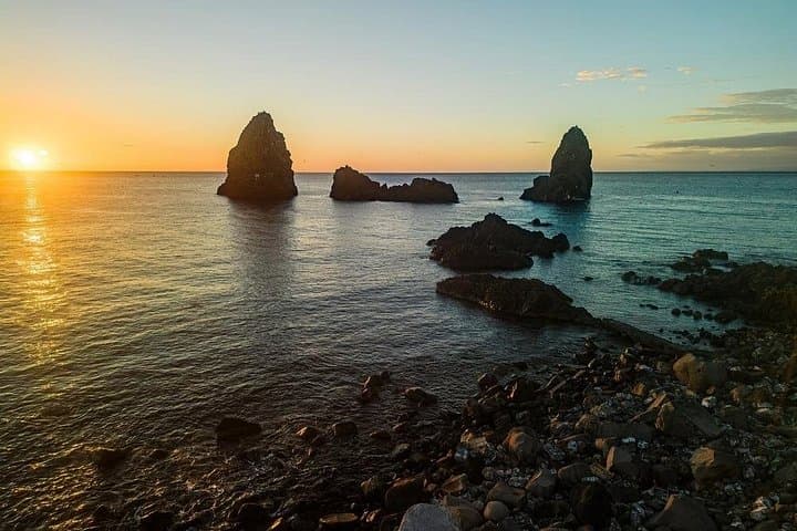 Private Catania Evening Tour to Volcanic Villages & Castle