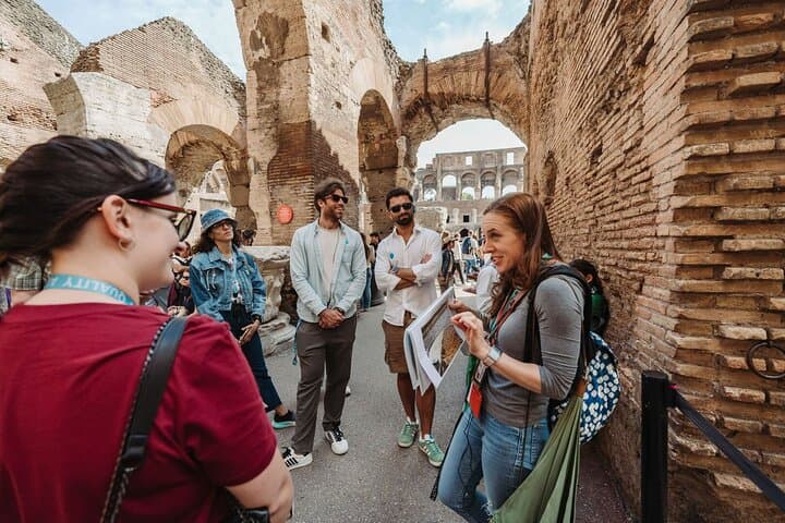 Rome: Express Colosseum Tour with Roman Forum Access