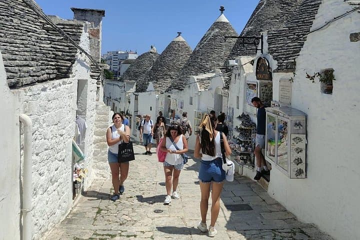 Celebrity Cruise Shore excursion Discover Alberobello and Ostuni