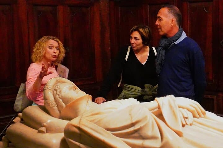 Lucca: Walking tour to discover the city of 100 churches